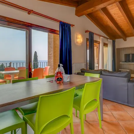 Apartment Mit Grill, Garten Und Seeblick *