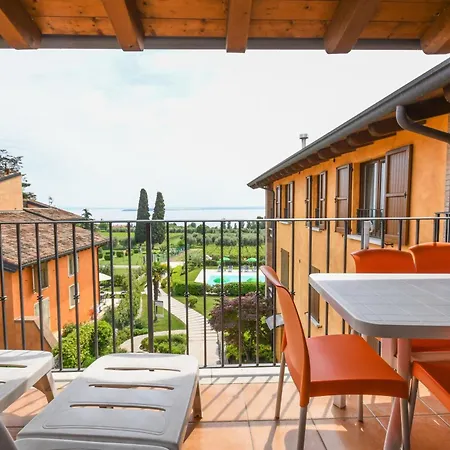 Apartment Appartamento Moniga del Garda